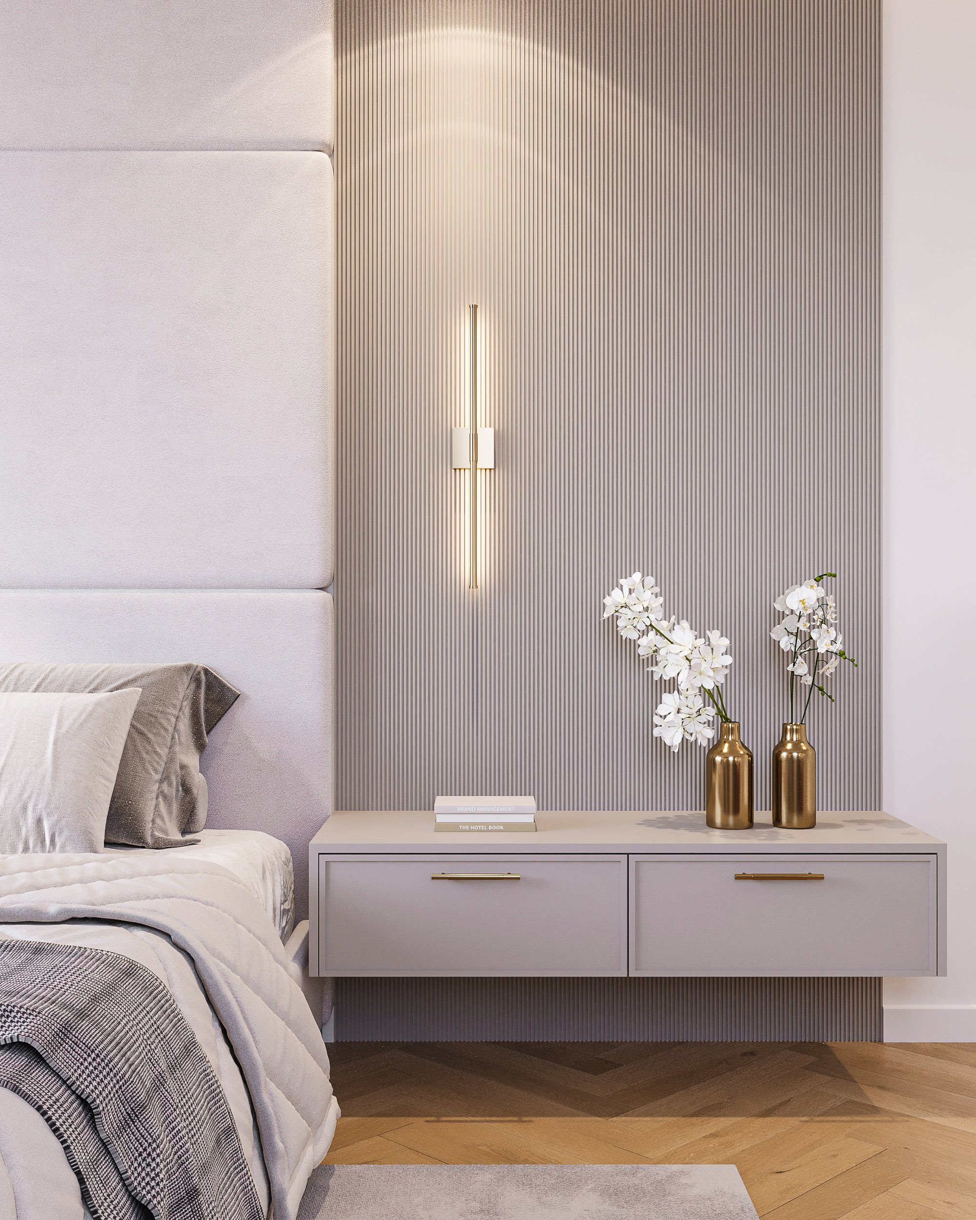 Strefa nocna w sypialni w Warszawie - FILAR MY PROJECT Wisząca szafka przy łóżku, dekoracje i pionowa lampa na tle jasnej ściany, sypialnia w Warszawie, FILAR MY PROJECT.
